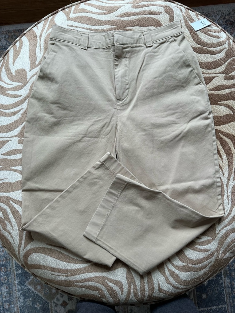 NWT GAP Petite Straight-Up Khaki Pants in Light Beige 23” inseam